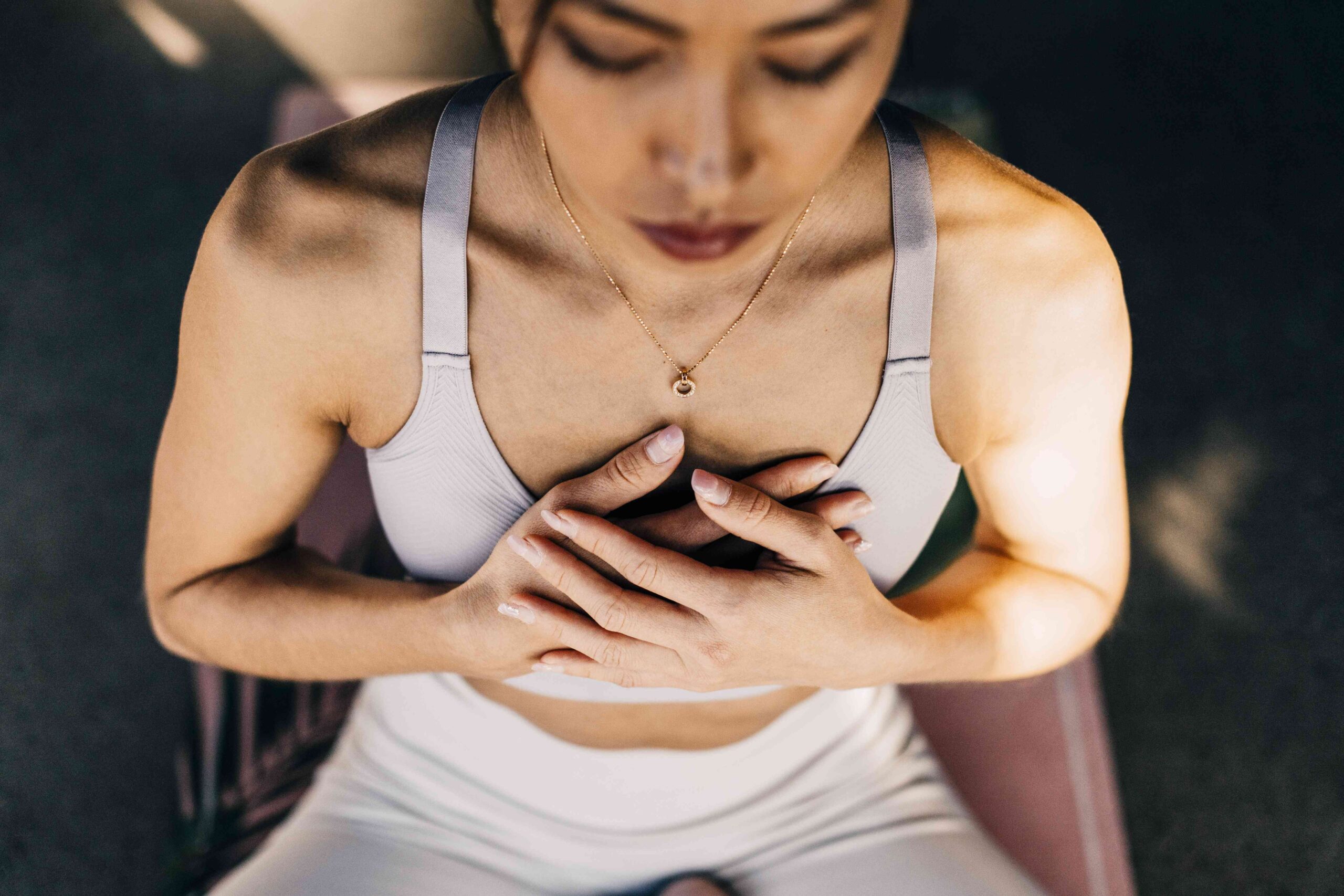 Guided Breathing Exercises to Calm Anxiety Fast (2) Guided Breathing Exercises to Calm Anxiety Fast (2)